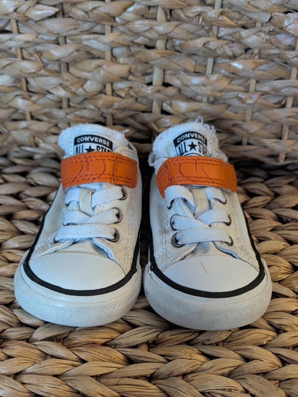 Converse Toddler Sz 5 Olaf Frozen Tennis Shoes